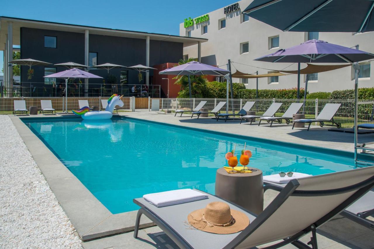 Ibis Styles Pertuis Portes Du Luberon Exterior photo
